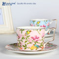 Design de fleurs Jolie motif Vente chaude Tasse de Chine osseuse fine, assiettes chinoises de thé et soucoupes